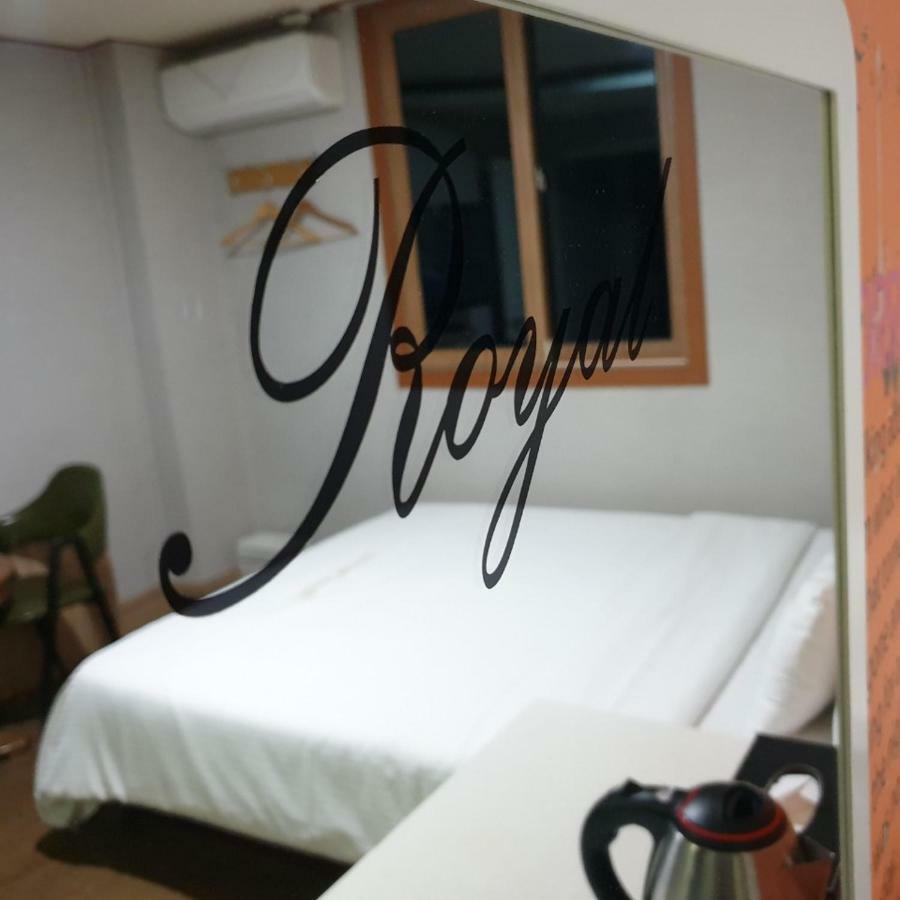 Pocheon Royal Hotel Exterior foto