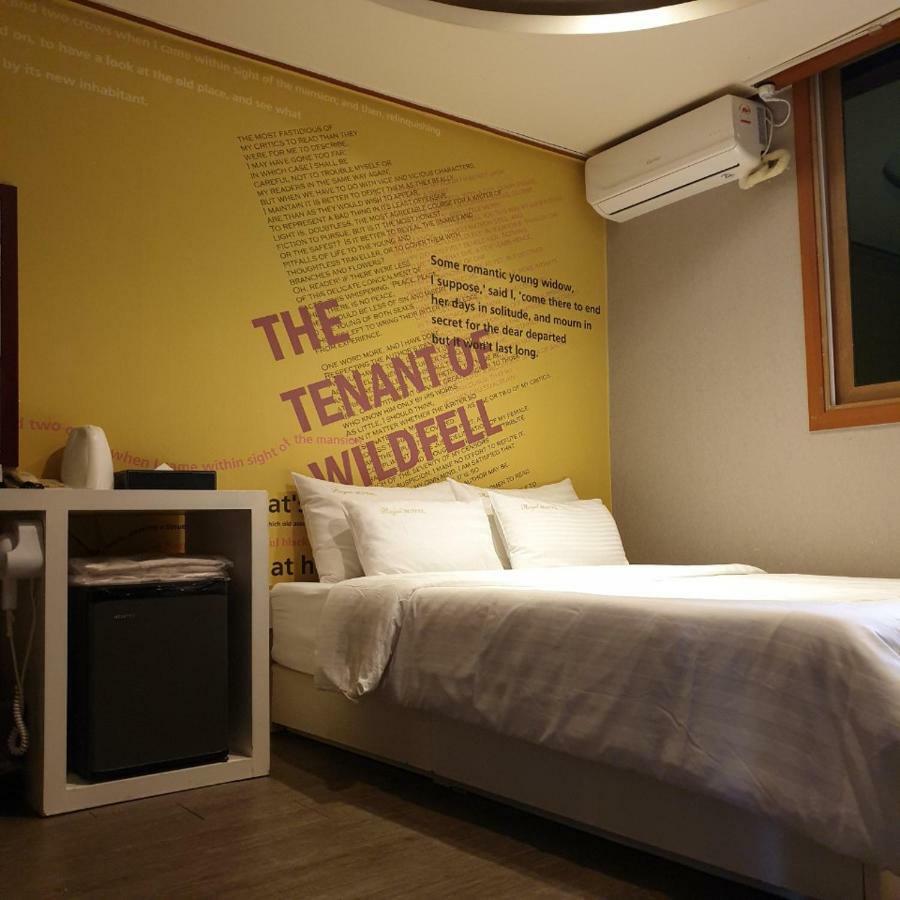 Pocheon Royal Hotel Exterior foto