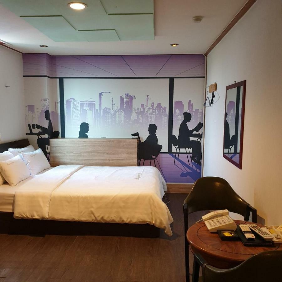 Pocheon Royal Hotel Exterior foto